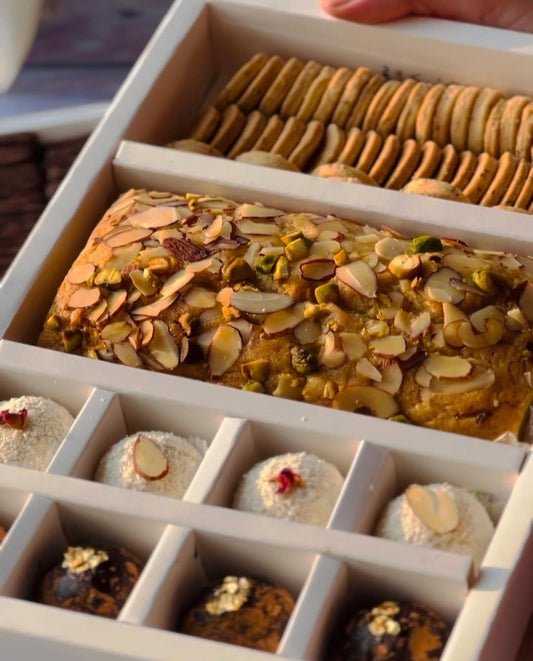 16 Chocolate + Bar Box